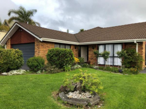 The Gardens' Treasure, Auckland